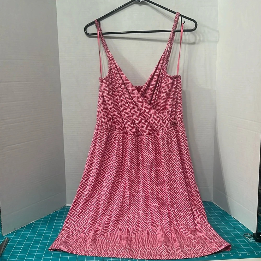 5/48 Saks Fifth Avenue Pink &White Print Dress Size Large.